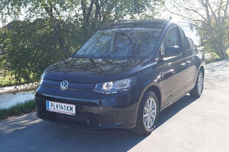 Schwarz Gebraucht 2024 VW Caddy Family Van / Kleinbus | € 30.900 (Fairer Preis) - Bild 1/4
