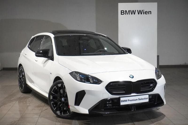 Gebraucht BMW M135 Efficient Dynamics 301 PS (221 kW) 2024 Weiß Kleinwagen