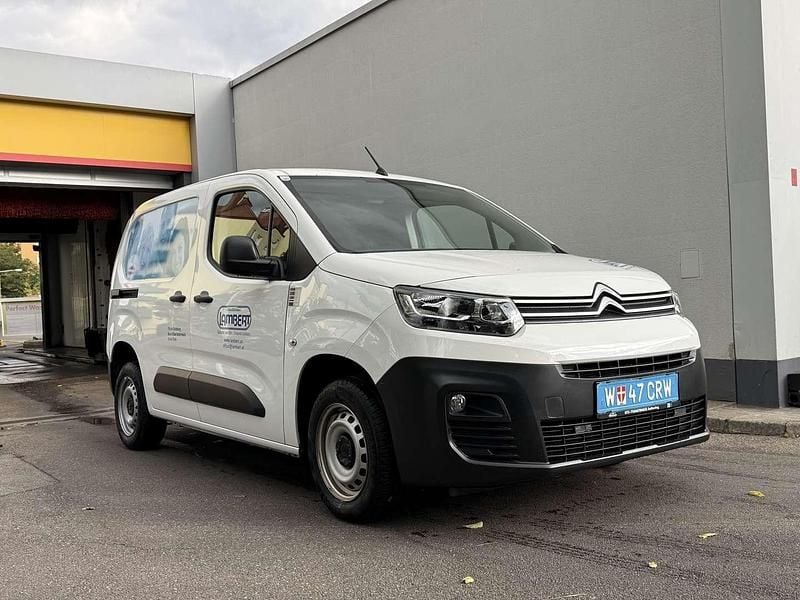 Gebraucht Citroën Berlingo Comfort 75 PS (55 kW) 2019 Weiß Van / Kleinbus