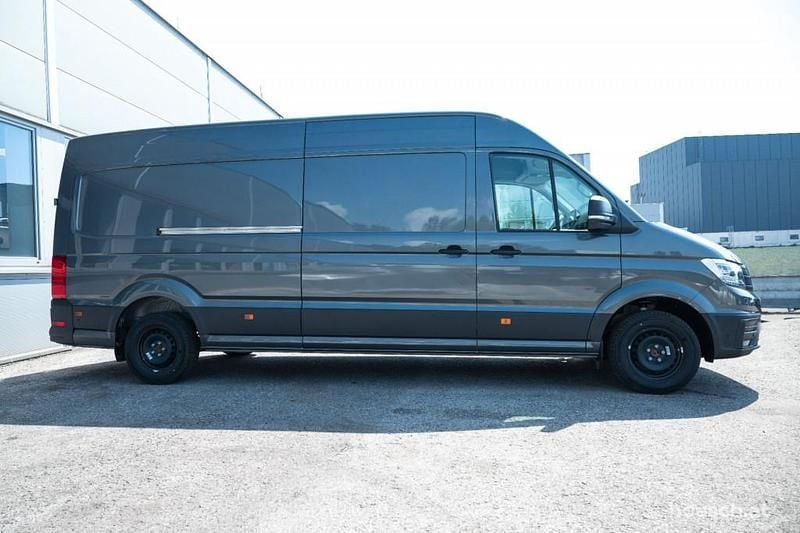 Neu VW Crafter 177 PS (130 kW) 2025 Grau Van