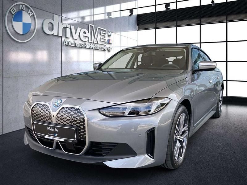 Grau Gebraucht 2025 BMW i4 Efficient Dynamics Limousine | € 45.900 - Bild 1/4
