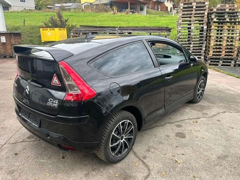 Schwarz Gebraucht 2009 Citroën C4 VTR Sport Coupé | € 3.700 (Etwas zu teuer) - Bild 1/4