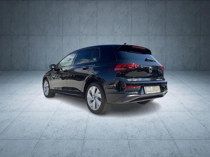 Neu VW Golf VIII 115 PS (84 kW) 2025 Schwarz  metallic Limousine