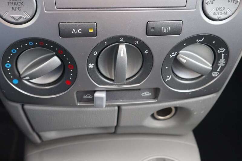 Gebraucht Mazda 2 Exclusive 80 PS (58 kW) 2003 Blau Van / Kleinbus