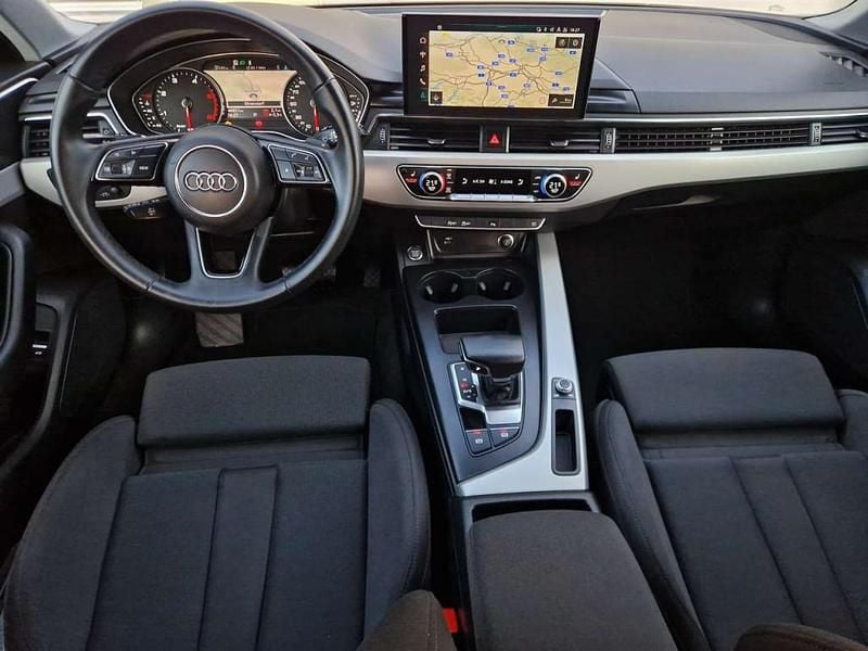 Gebraucht Audi A4 S-Line 163 PS (119 kW) 2022 Schwarz Kombi