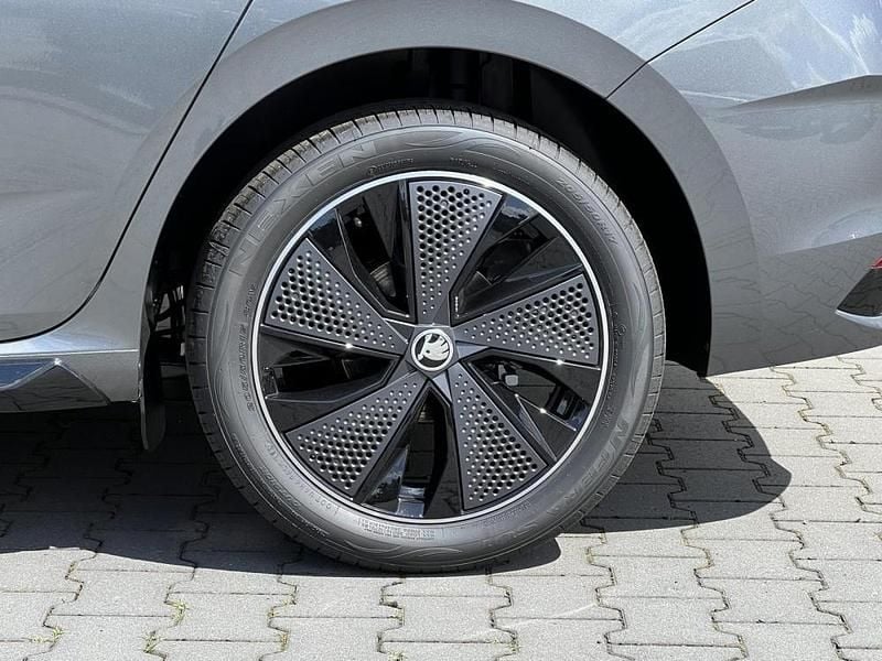 Neu Skoda Scala Monte Carlo 116 PS (85 kW) 2025 Kleinwagen