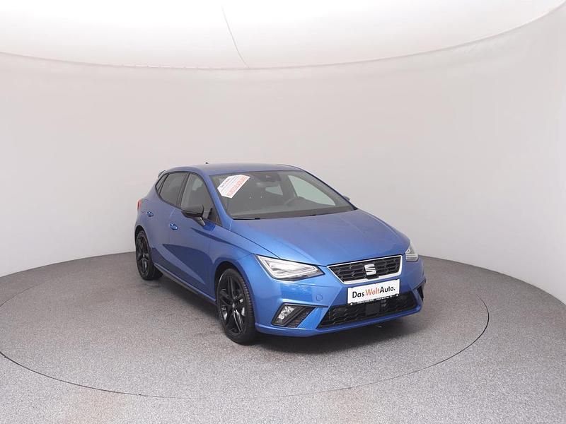 Neu Seat Ibiza FR 95 PS (69 kW) 2026 Hellblau  metallic Kleinwagen