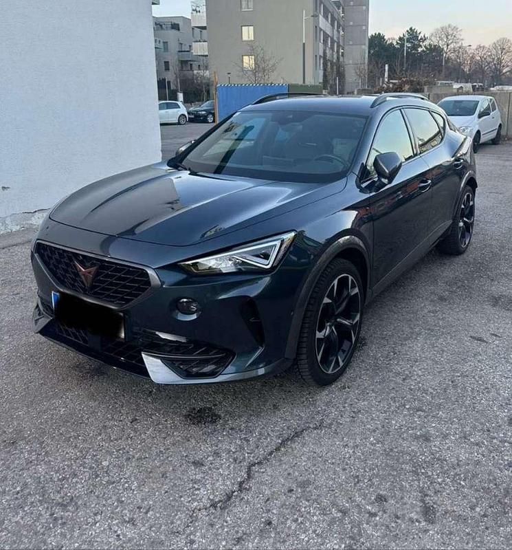 Grau Gebraucht 2020 Cupra Ateca SUV | € 30.000 (Fairer Preis) - Bild 1/4