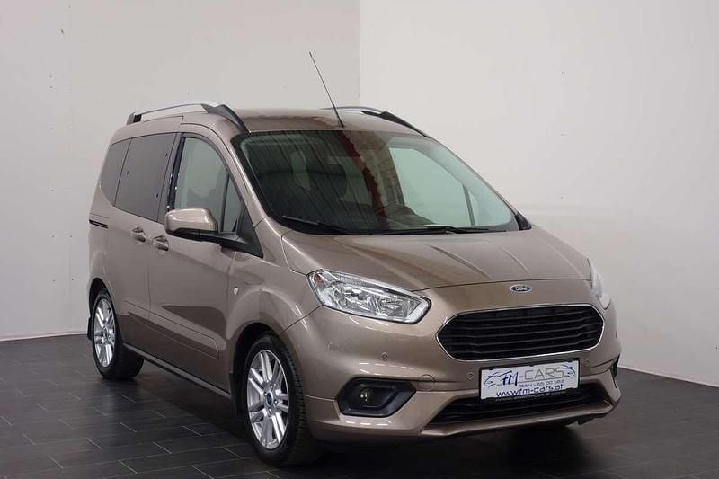 Gebraucht Ford Tourneo Titanium 101 PS (74 kW) 2020 Bronze Kombi