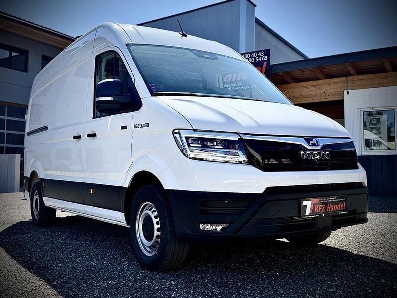 Neu MAN TGE 180 PS (132 kW) 2025 Van