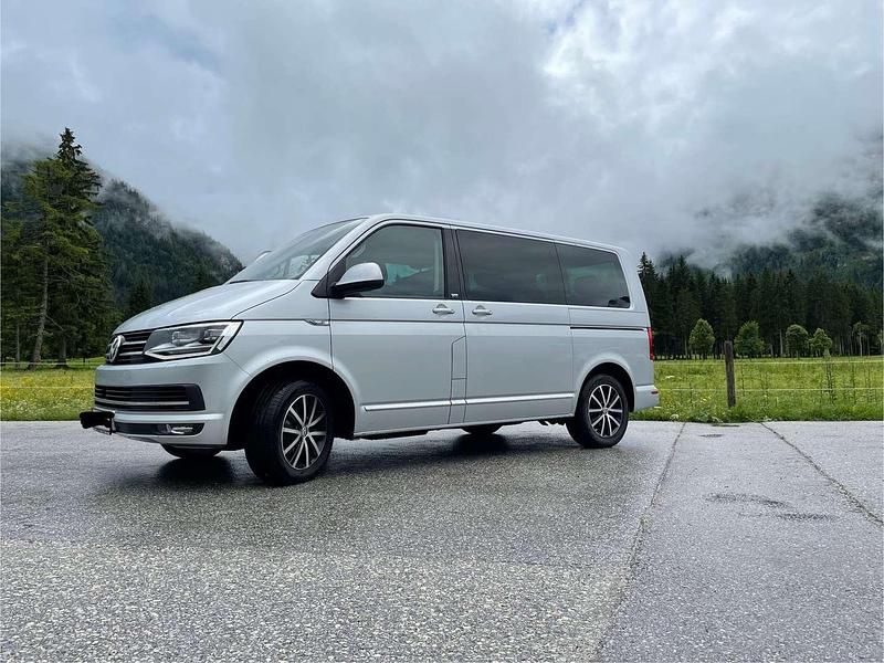 Gebraucht VW Multivan Highline 150 PS (110 kW) 2015 Silber Van