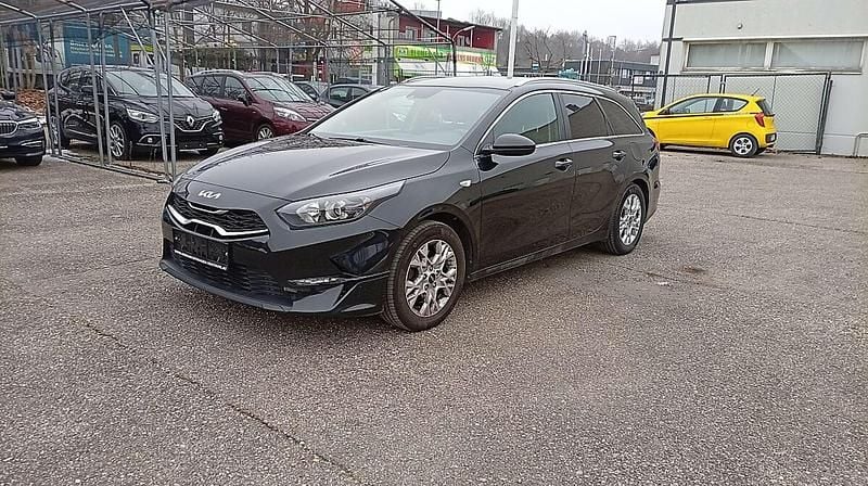 Schwarz Gebraucht 2023 Kia Ceed Sportswagon Kombi | € 17.980 (Fairer Preis) - Bild 1/4