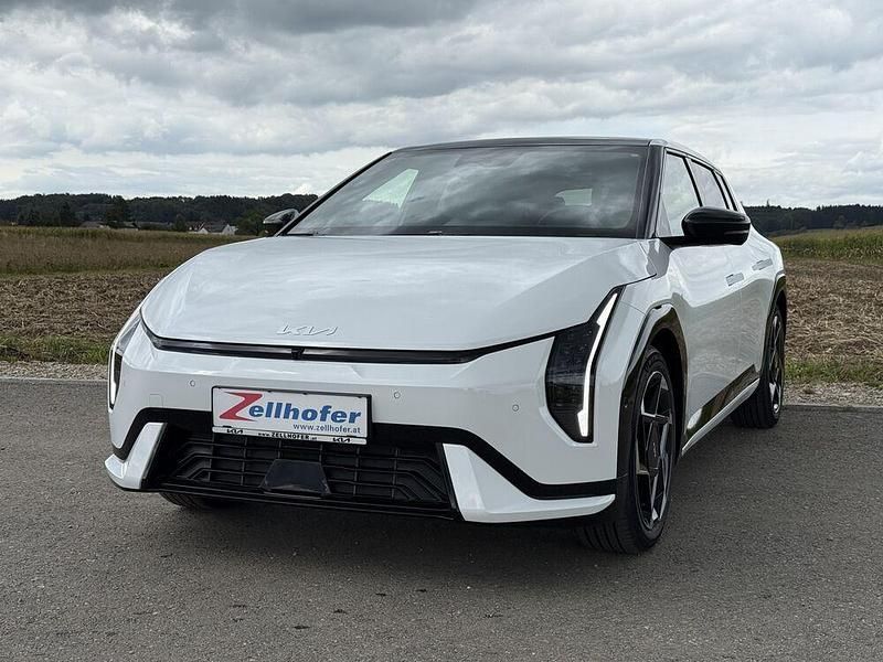 Neu Kia EV4 GT-Line 150 kW (204 PS) 2025 Limousine