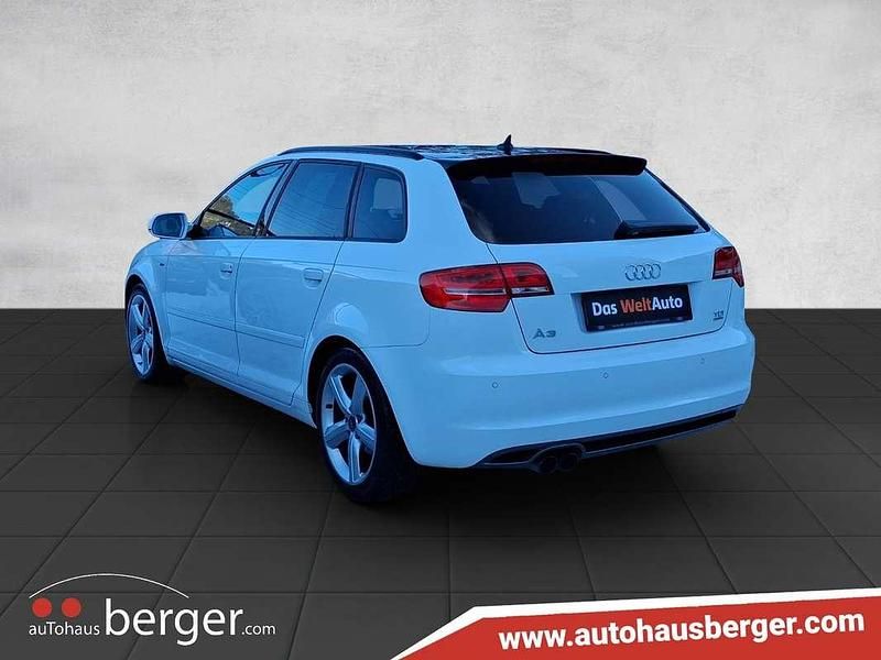 Gebraucht Audi A3 Sport 140 PS (102 kW) 2012 Weiss  normal Limousine