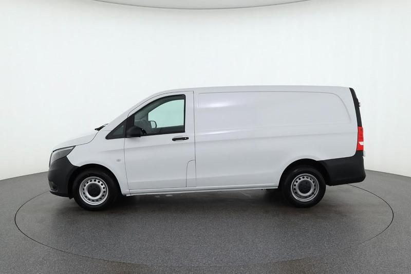 Gebraucht Mercedes Vito 163 PS (119 kW) 2021 Weiß Van