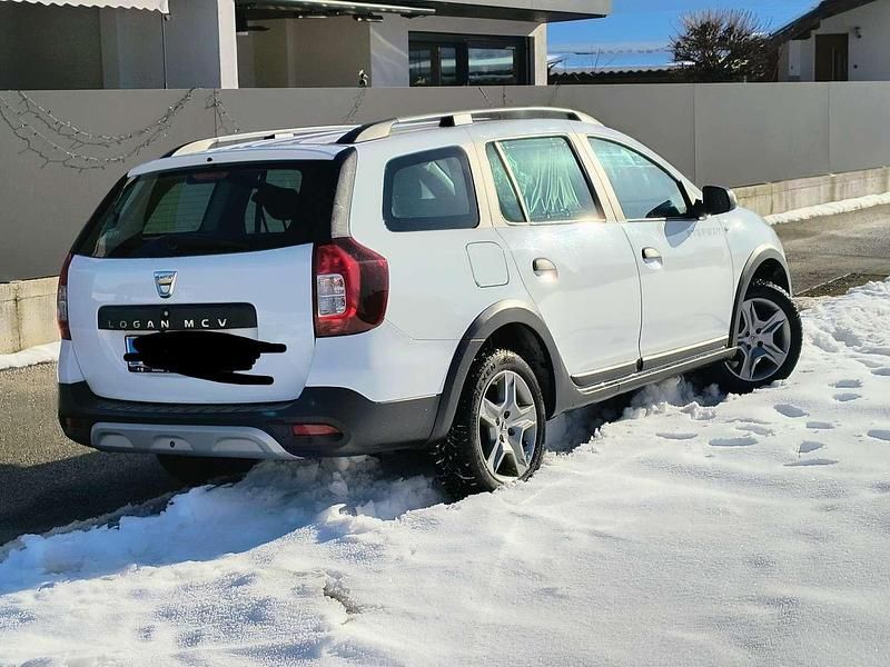 Gebraucht Dacia Logan MCV Stepway 90 PS (66 kW) 2018 Weiß Kombi