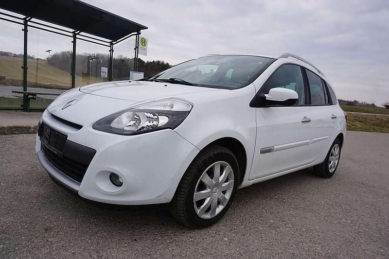Gebraucht Renault Clio GrandTour Dynamique 86 PS (63 kW) 2009 Weiß Kombi