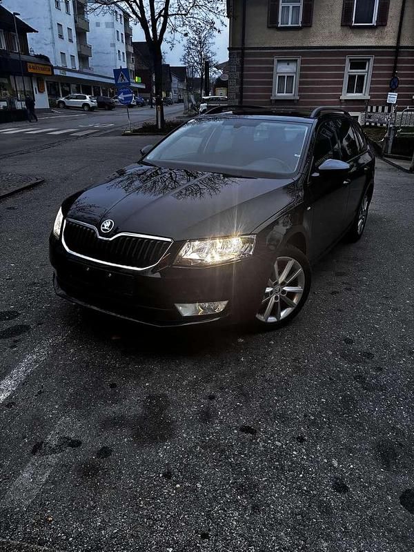 Gebraucht Skoda Octavia Ambition 110 PS (80 kW) 2016 Kleinwagen