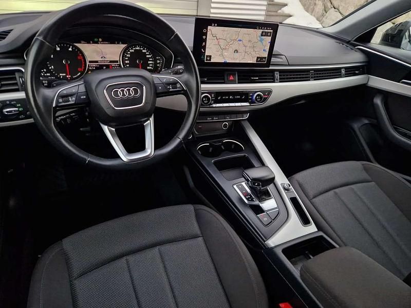 Gebraucht Audi A4 S-Line 163 PS (119 kW) 2021 Schwarz Kombi