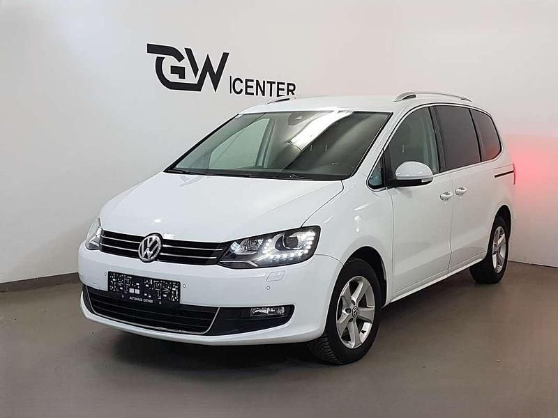 Gebraucht VW Sharan Comfortline 150 PS (110 kW) 2017 Weiß Van / Kleinbus