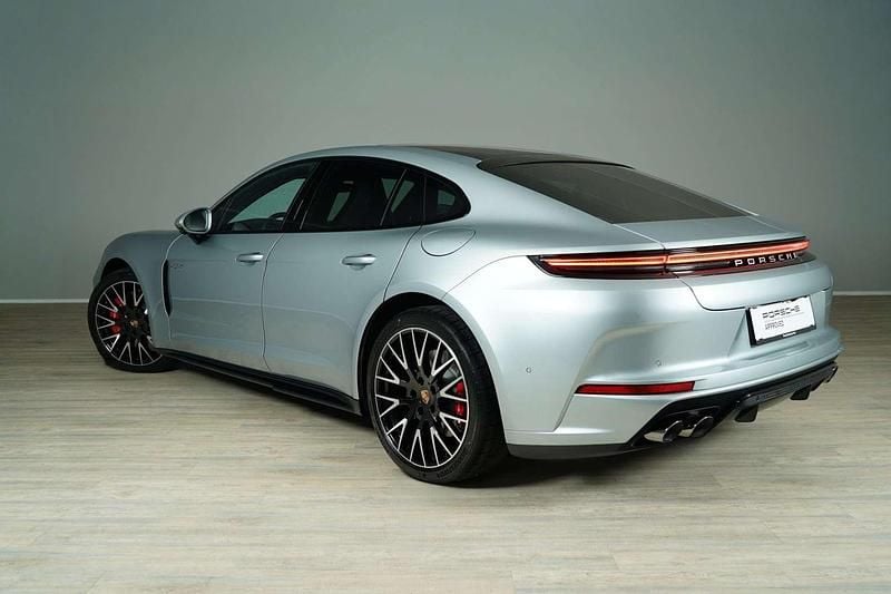 Gebraucht Porsche Panamera 4S 544 PS (400 kW) 2025 Grau Limousine