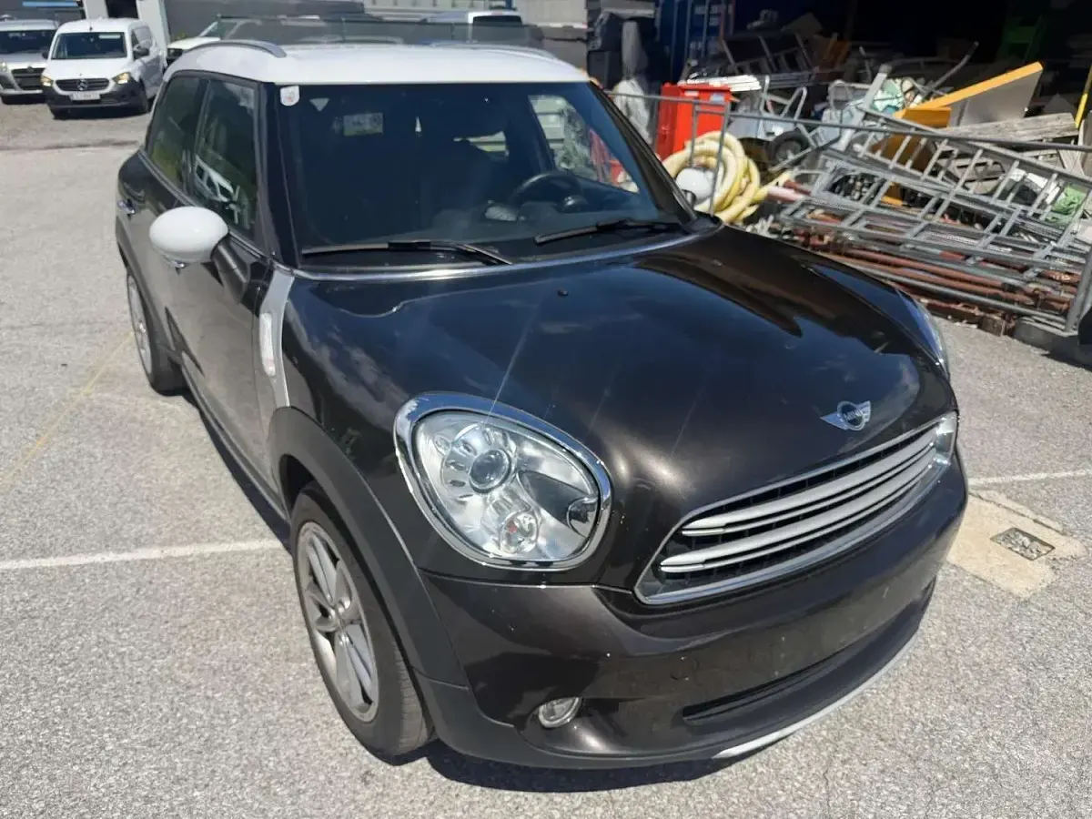 Gebraucht Mini Cooper D Countryman 111 PS (2015) in Mils - € 4.000 ...