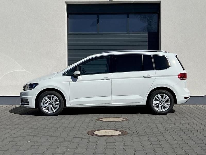 Neu 2025 VW Touran Comfortline Van / Kleinbus | € 43.993 (Fairer Preis) - Bild 1/4