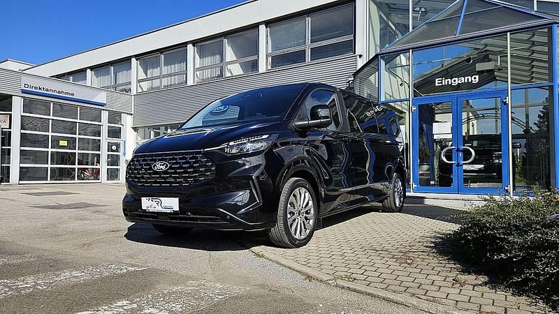 Gebraucht Ford Tourneo Custom Titanium 170 PS (125 kW) 2024 Schwarz Van