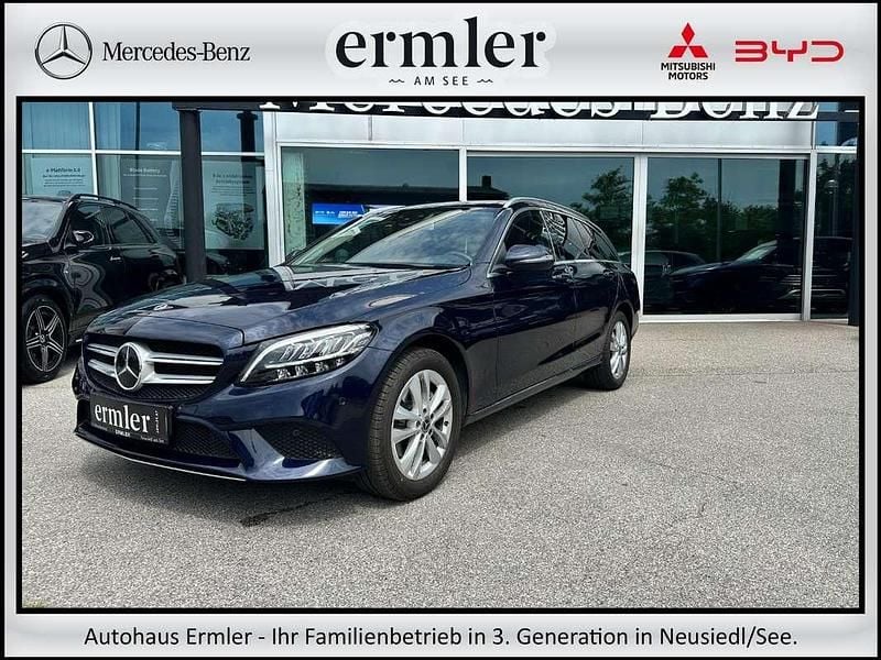 Gebraucht Mercedes C220 Business 194 PS (142 kW) 2019 Blau Kombi