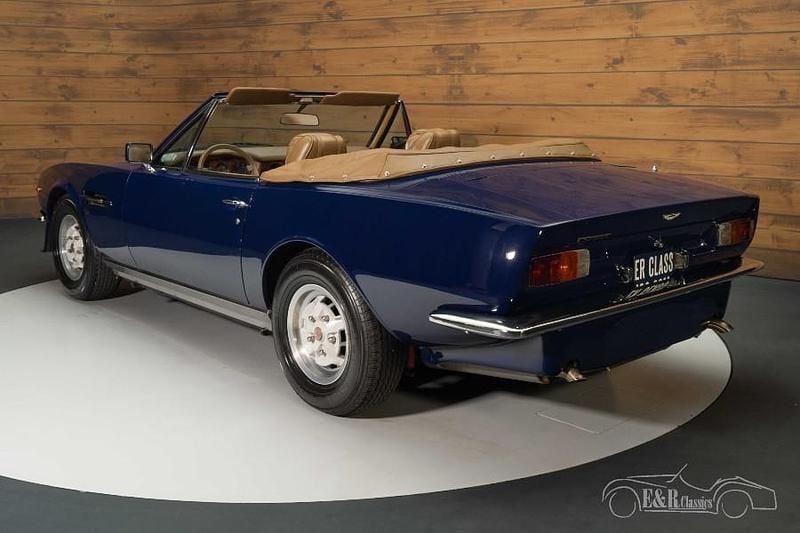 Gebraucht Aston Martin V8 295 PS (216 kW) 1981 Dunkelblau Coupé