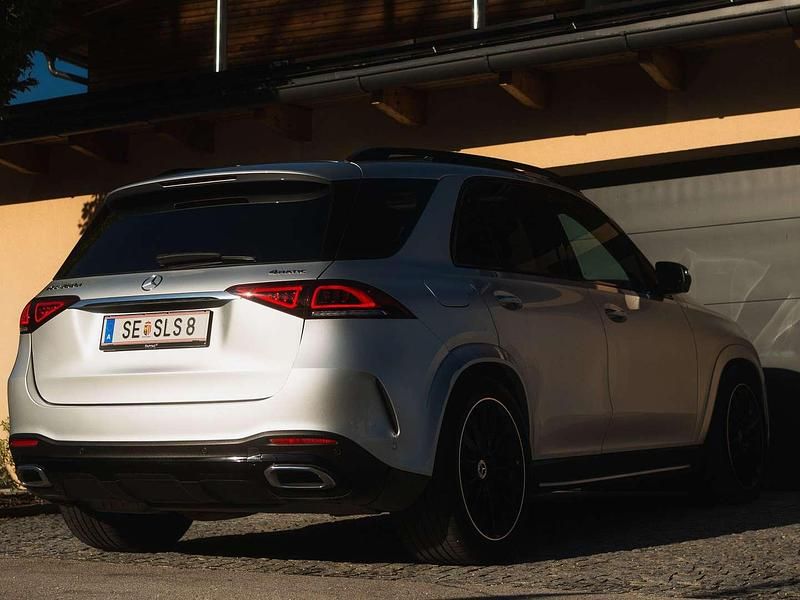 Gebraucht Mercedes GLE350 AMG line 272 PS (200 kW) 2020 Silber SUV