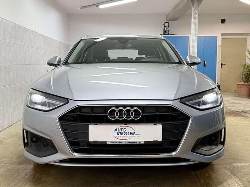 Gebraucht Audi A4 Basis 136 PS (100 kW) 2020 Silber Kombi