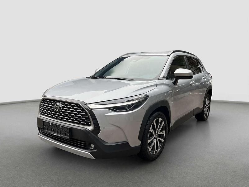 Gebraucht Toyota Corolla Cross Active 152 PS (111 kW) 2024 Silber SUV
