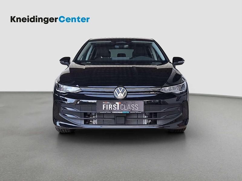 Neu VW Golf VIII 116 PS (85 kW) 2025 Schwarz Limousine
