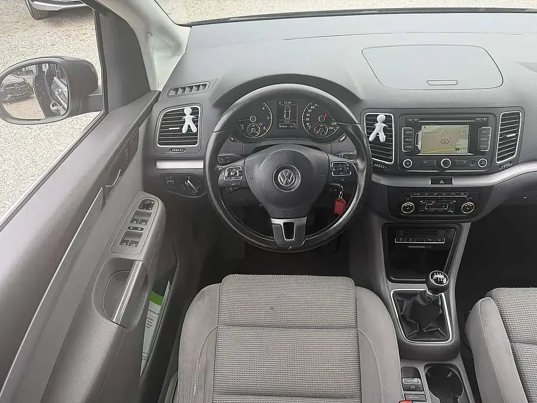Gebraucht VW Sharan Comfortline 140 PS (2011) in Arbing, AT - € 5.500 ...