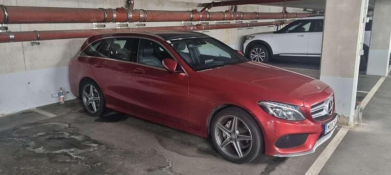 Gebraucht Mercedes C180 AMG line 156 PS (114 kW) 2015 Kombi