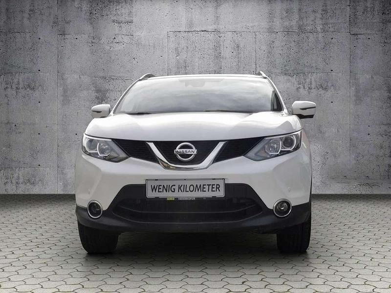 Gebraucht Nissan Qashqai N-Connecta 131 PS (96 kW) 2015 Weiß SUV