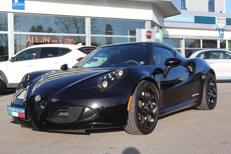 Schwarz Gebraucht 2015 Alfa Romeo 4C Coupé | € 69.990 - Bild 1/4