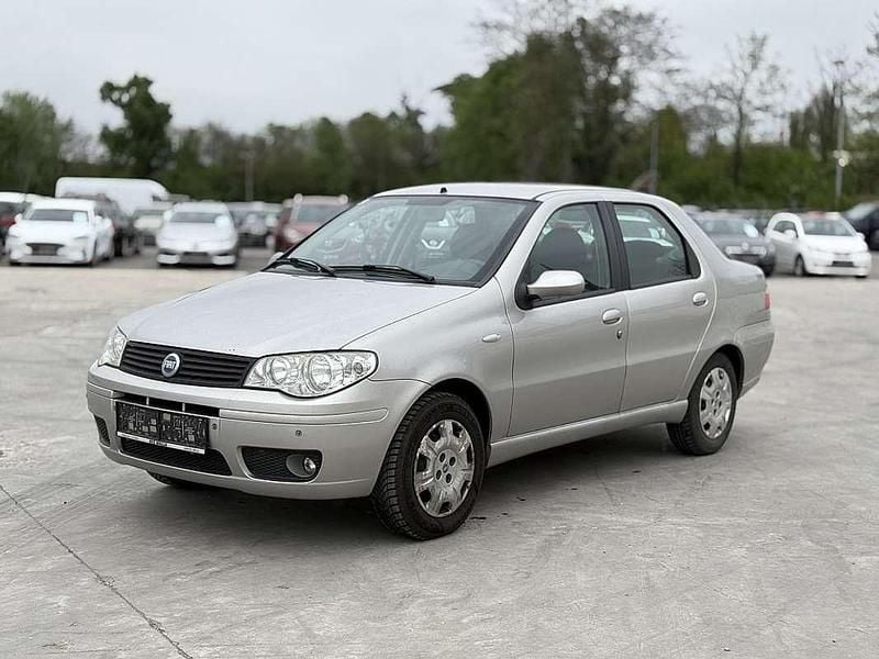 Silber Gebraucht 2007 Fiat Albea Active Limousine | € 590 - Bild 1/4