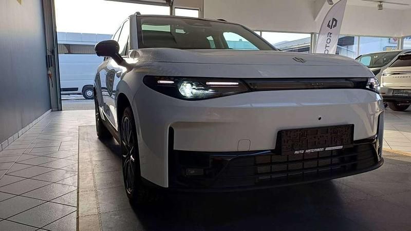 Neu Leapmotor C10 218 PS (160 kW) 2025 Weiß SUV