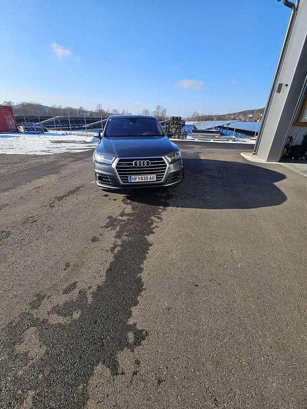 Gebraucht Audi Q7 S-Line 272 PS (200 kW) 2016 Grau SUV