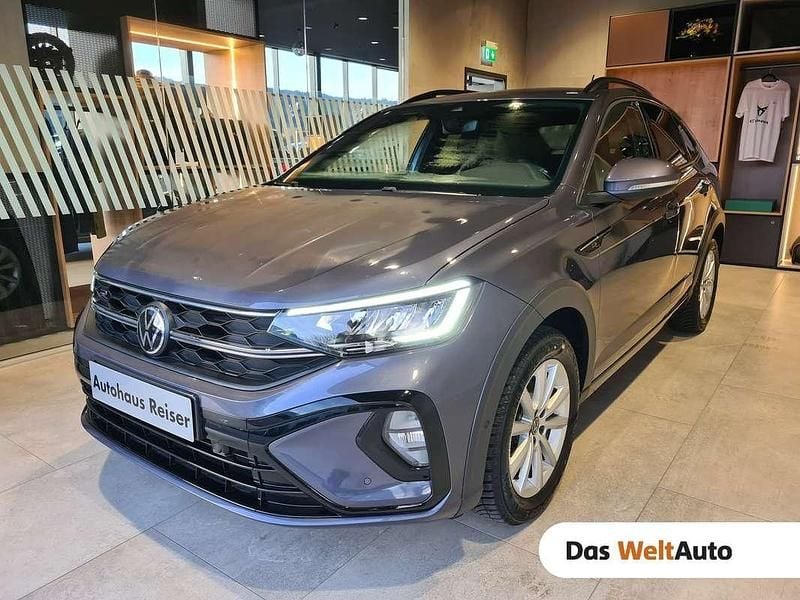 Mittelgrau metallic Gebraucht 2022 VW Taigo R-line SUV | € 21.680 (Etwas zu teuer) - Bild 1/4