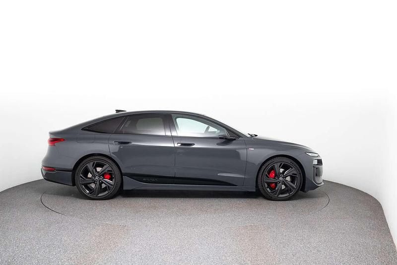 Gebraucht Audi e-tron Ambiente 314 kW (428 PS) 2025 Grau SUV