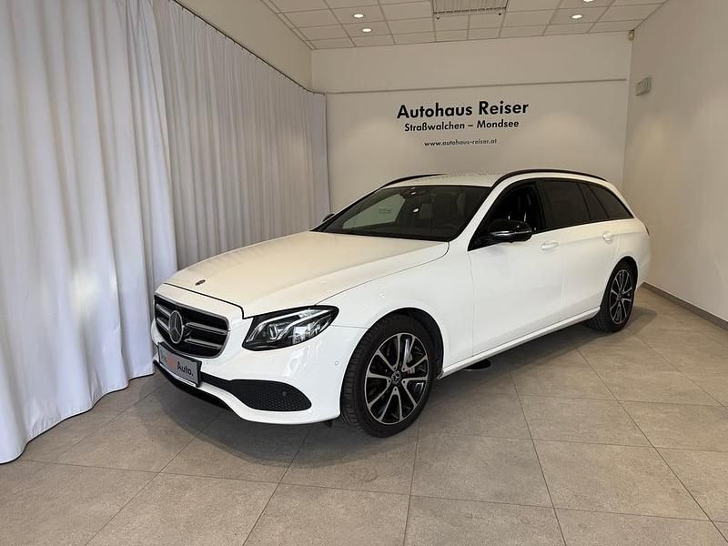 Gebraucht Mercedes E400 Avantgarde 340 PS (250 kW) 2020 Weiß Kombi