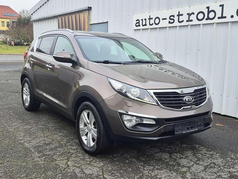 Beige Gebraucht 2011 Kia Sportage Active SUV | € 8.800 (Fairer Preis) - Bild 1/4