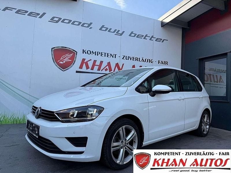Weiß Gebraucht 2014 VW Golf VII Comfortline Limousine | € 11.990 (Etwas zu teuer) - Bild 1/4