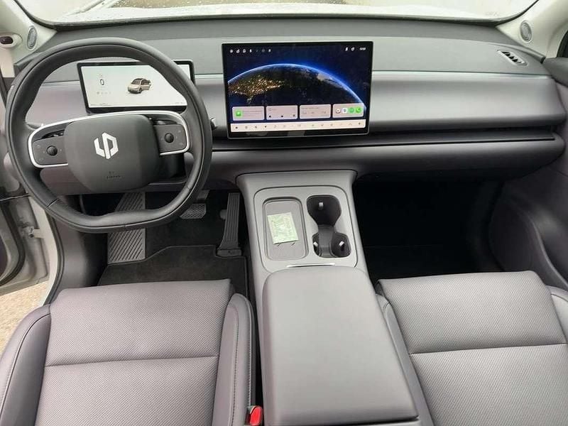 Gebraucht Leapmotor C10 160 kW (218 PS) 2025 Grau SUV