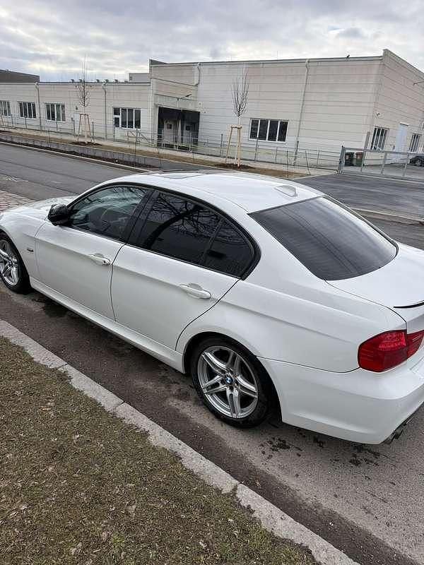 Gebraucht BMW 330 Performance 245 PS (180 kW) 2010 Limousine