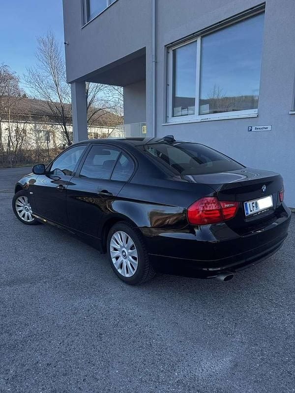 Gebraucht BMW 318 Advantage 143 PS (105 kW) 2009 Limousine