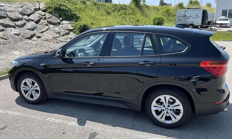 Gebraucht BMW X1 Advantage 125 PS (91 kW) 2021 Schwarz SUV